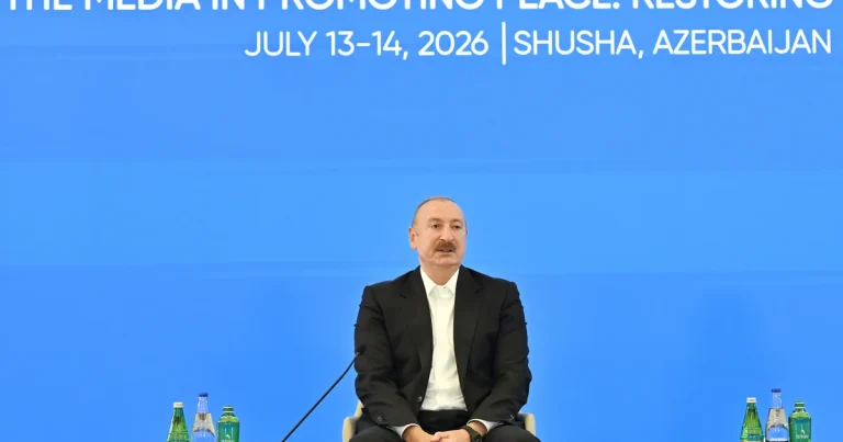 Prezident: “Həm Qərb, həm də Şərq istiqamətində qonşularımızla əlaqələrimiz əladır”