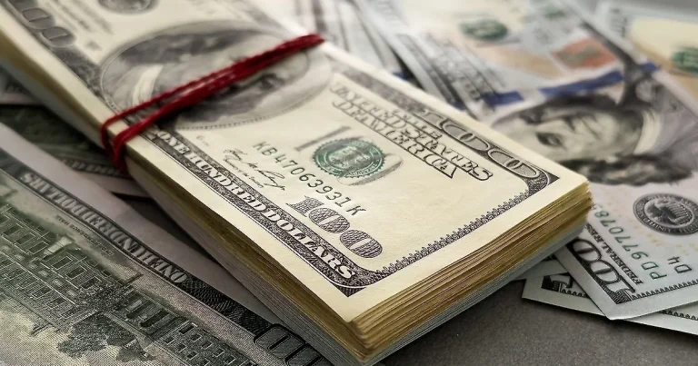Rusiyalı dənizçi Dubayda lotereyada bir milyon dollar uddu – FOTO Rusiyalı dənizçi Dubayda lotereyada bir milyon dollar uddu – FOTO
