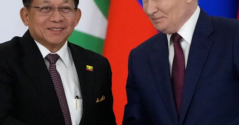 Putin Myanma liderini Rusiyanın dostu adlandırdı