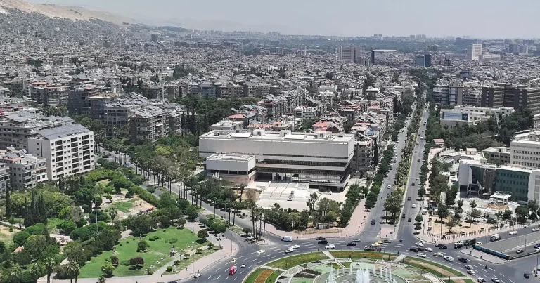 ABŞ Suriyanı da Rusiya neftindən imtinaya razı saldı