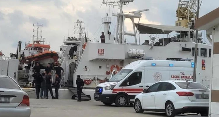 SON DƏQİQƏ! Türkiyə sahillərində HƏYƏCAN: 11 azərbaycanlı TƏHLÜKƏDƏ