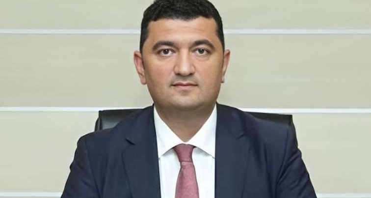 “Green Card” uddu, “Yeni Klinika”dakı rəhbər vəzifəsindən getdi – AÇIQLAMA