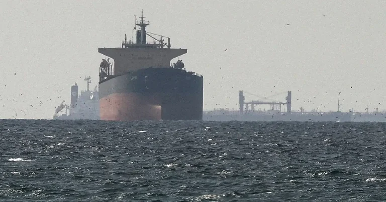 İran və Oman Hörmüz boğazına birgə nəzarət planı hazırlayır