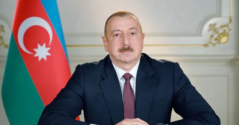İlham Əliyev Kasım-Jomart Tokayevi təbrik edib