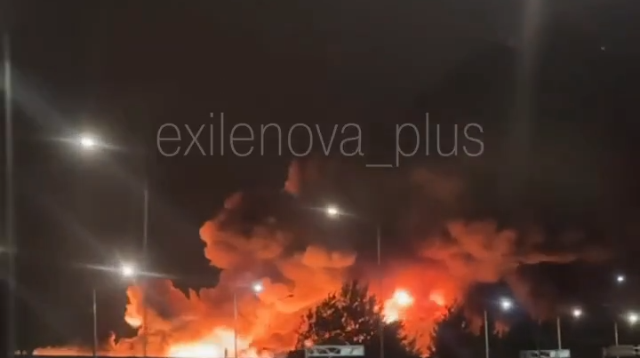 Peterburq yaxınlığında Rusiyanın mühüm sənaye zonası yanır