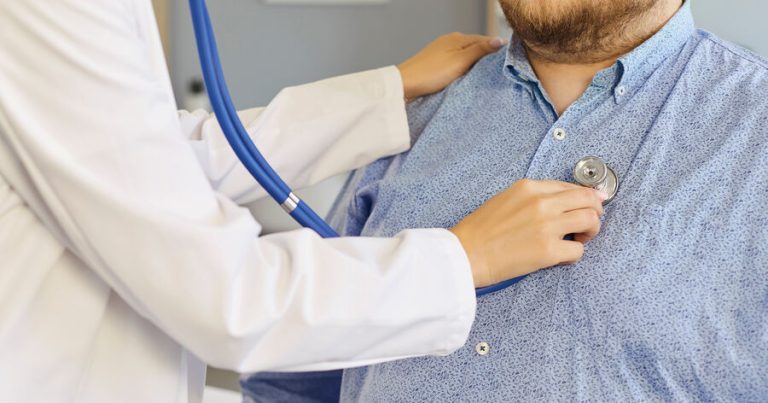 Alimlər 50 yaşdan sonra ölüm riskini iki dəfədən çox artıran iki əsas amili müəyyən ediblər