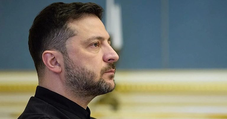 Zelenski Novorossiyskə zərbənin detallarını açıqladı: “Unikal əməliyyat keçirilib” Zelenski Novorossiyskə zərbənin detallarını açıqladı: “Unikal əməliyyat keçirilib”