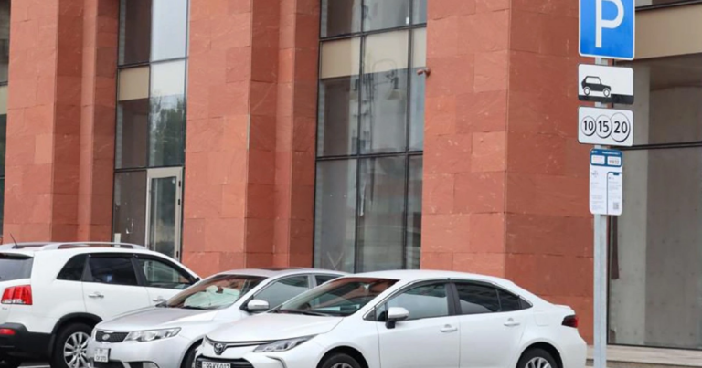 Yeni binalarda parklanma qaydası: Hər mənzilə neçə maşın yeri düşür?