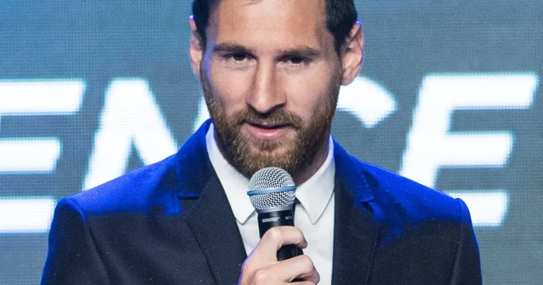 Messi futbolçu karyerasının gələcəyi ilə bağlı qərarsızdır