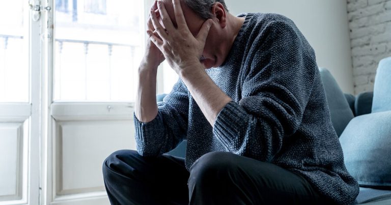 Alimlər demensiyanın inkişafını 13 il gecikdirə bilən üç əsas amili açıqlayıblar Alimlər demensiyanın inkişafını 13 il gecikdirə bilən üç əsas amili açıqlayıblar