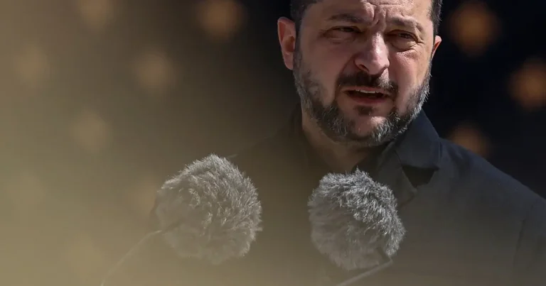 Zelenski Serbiyaya rəsmi səfər edəcək Zelenski Serbiyaya rəsmi səfər edəcək