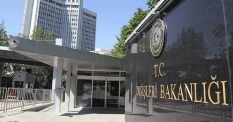 Türkiyə XİN-dən Qara dənizdə ölkənin gəmilərinə edilən hücumlarla bağlı açıqlama Türkiyə XİN-dən Qara dənizdə ölkənin gəmilərinə edilən hücumlarla bağlı açıqlama