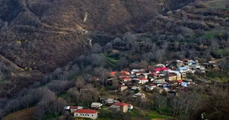 Ermənistan Zəngəzura qoşun yeritdi – Artaşatdakı hərbçilər niyə Sünikə köçürüldü? Ermənistan Zəngəzura qoşun yeritdi – Artaşatdakı hərbçilər niyə Sünikə köçürüldü?
