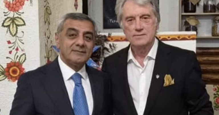 Alyans rəhbəri Ukraynanın keçmiş prezidenti ilə görüşüb Alyans rəhbəri Ukraynanın keçmiş prezidenti ilə görüşüb