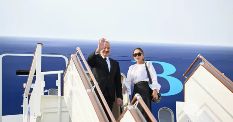 Prezident İlham Əliyevin Qırğızıstana işgüzar səfəri başa çatıb – FOTO Prezident İlham Əliyevin Qırğızıstana işgüzar səfəri başa çatıb – FOTO
