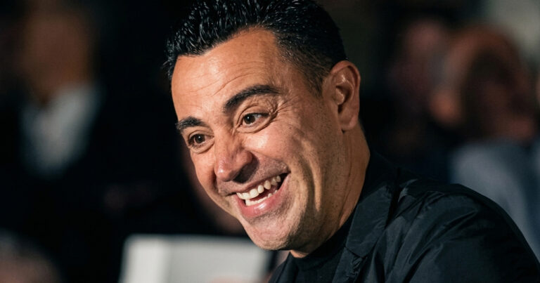 Niderland millisində Xavi dövrü başladı Niderland millisində Xavi dövrü başladı
