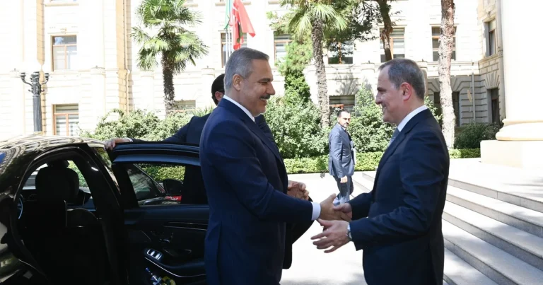 Hakan Fidan Azərbaycanda səfərdədir – FOTO Hakan Fidan Azərbaycanda səfərdədir – FOTO