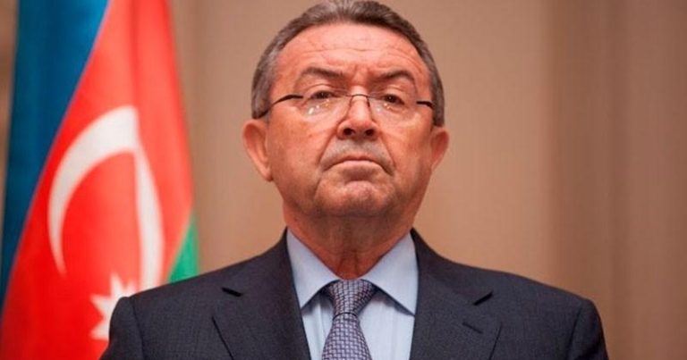 Misir Mərdanovdan ŞOK AÇIQLAMA: “O sözləri Məleykə Abbaszadə haqqında deməmişdim” Misir Mərdanovdan ŞOK AÇIQLAMA: “O sözləri Məleykə Abbaszadə haqqında deməmişdim”