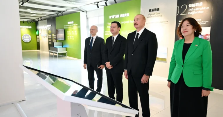 İlham Əliyev “Qobustan” Günəş Elektrik Stansiyasının açılışında iştirak edib – FOTO