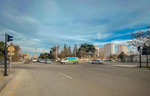 Bakıda tıxaca görə bu yolda svetoforlar quraşdırıldı – Foto