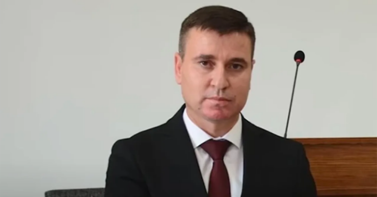 İşdən çıxarılan icra başçısı kimdir? – Dosye