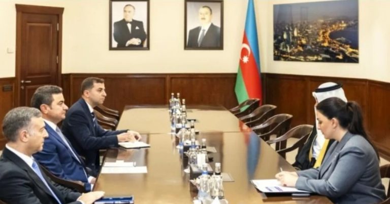 Səudiyyə Ərəbistanına uçuşlar müzakirə edildi – FOTO