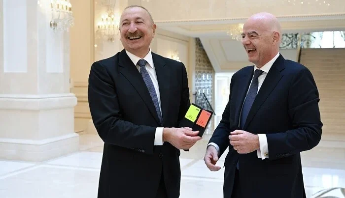 İlham Əliyev FİFA-nın prezidentini qəbul etdi – Foto