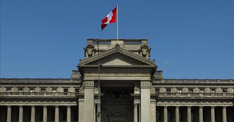 Peru İranla diplomatik münasibətləri kəsdi
