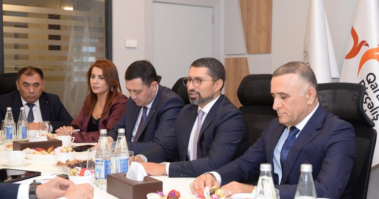 Qarabağda təhsilin inkişafına dair müzakirə görüşü keçirildi Qarabağda təhsilin inkişafına dair müzakirə görüşü keçirildi