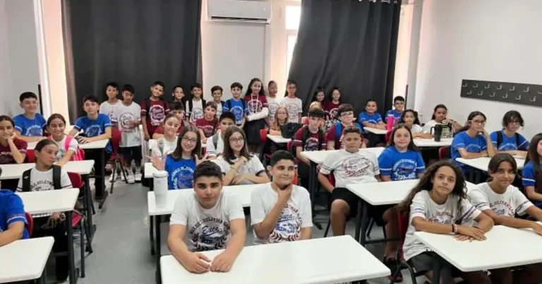 Türkiyədə qeyri-adi hadisə: Bir məktəbdə 27 cüt əkiz təhsil alır – FOTO