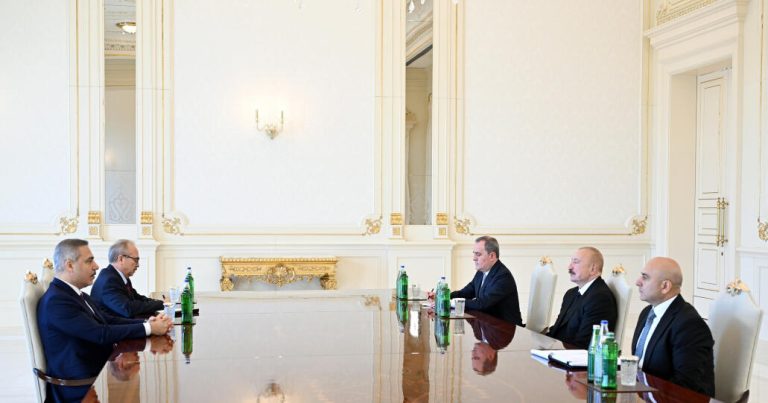 Prezident İlham Əliyev Türkiyənin xarici işlər nazirini qəbul edib – (Foto)