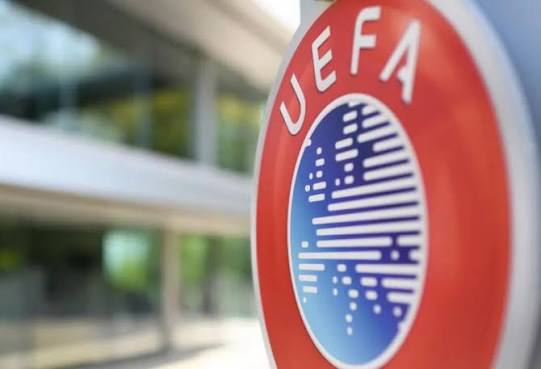 FIFA-da gərginlik: İnfantinonun rəhbərliyinə qarşı etirazlar artır