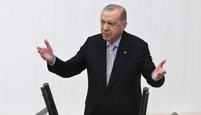 Ərdoğana Nyu Yorkda qılınc hədiyyə etdilər – Foto