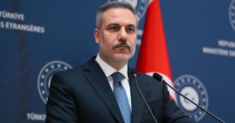 Hakan Fidandan Bakıda mühüm açıqlamalar – CANLI YAYIM Hakan Fidandan Bakıda mühüm açıqlamalar – CANLI YAYIM