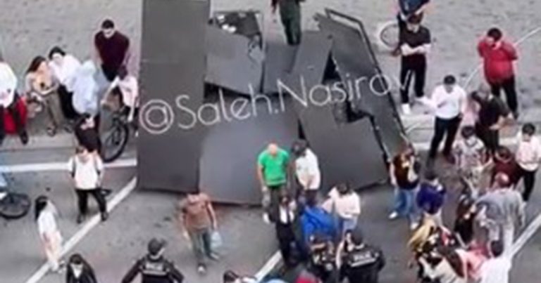 Bakıda faciə: monitor qadının üstünə aşdı – VİDEO
