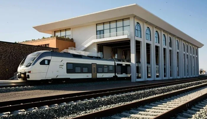 Xırdalan–Bakı qatarlarının hərəkət vaxtı qısaldılır