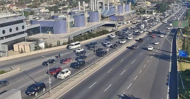Bu 12 yolda tıxac var