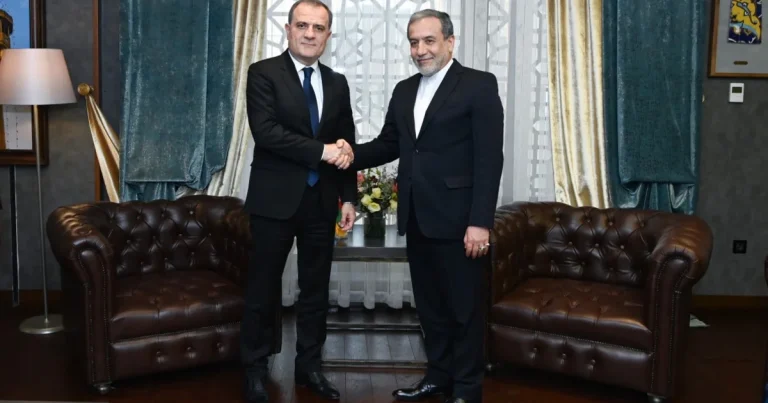 Azərbaycan və İran XİN başçıları Bişkekdə görüşüblər – FOTO