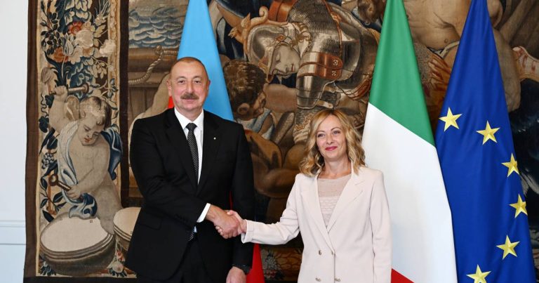 İlham Əliyev Corcia Melonini təbrik etdi – FOTO