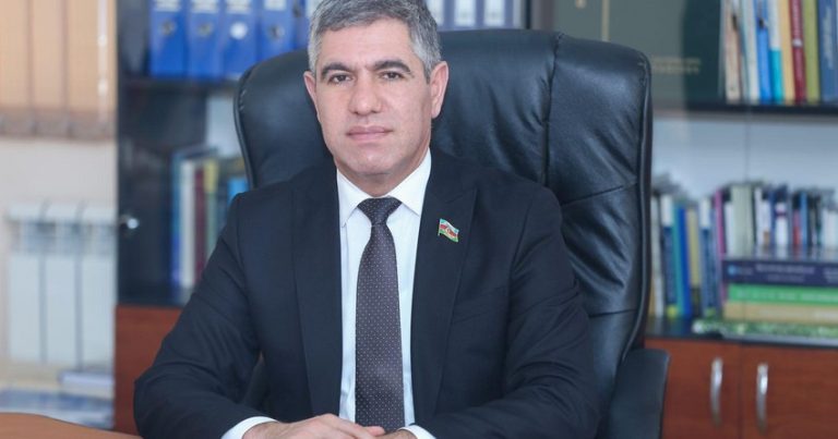 Vüqar Bayramov: “Gənclərin xaricdə təhsil alması onların ölkəyə qayıdaraq fəaliyyət göstərməsi ilə nəticələnməlidir”