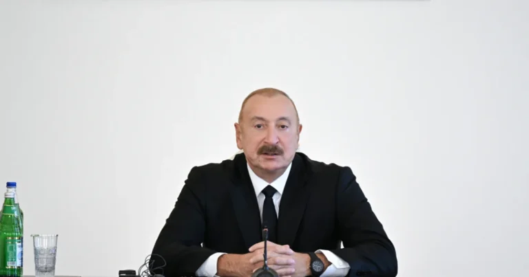 İlham Əliyev: “Azərbaycan xalqı dünya mədəniyyətinə bir çox dahi şəxsiyyətlər bəxş edib”
