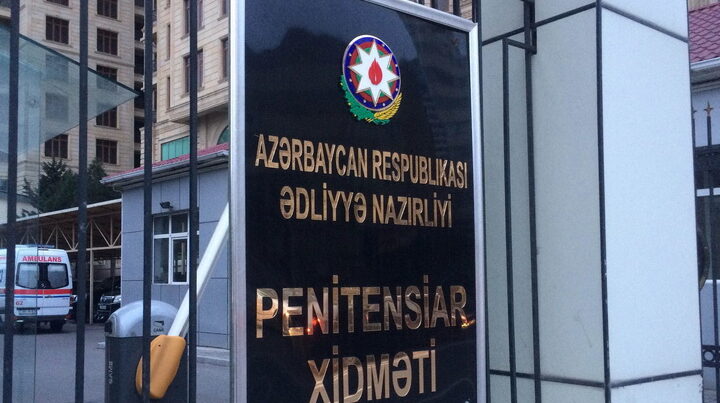 Polkovnik Nofəl Əsədov vəzifəsindən azad edildi – FOTO Polkovnik Nofəl Əsədov vəzifəsindən azad edildi – FOTO