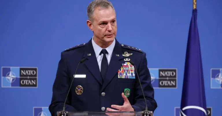NATO-dan Rusiyaya qarşı xəbərdarlıq: Alyans mümkün hücuma hazır olduğunu bəyan edir NATO-dan Rusiyaya qarşı xəbərdarlıq: Alyans mümkün hücuma hazır olduğunu bəyan edir