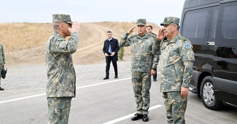 Zakir Həsənov “Birliyin Gücü – 2026” birgə hərbi təlimində iştirak edib