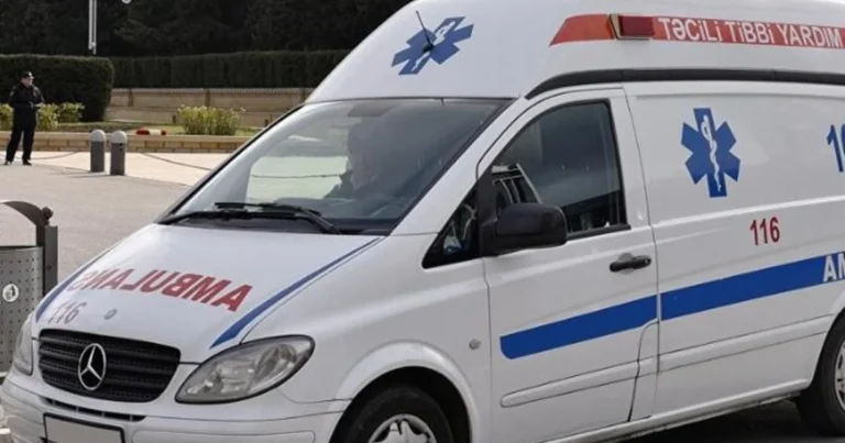 Bakıda təcili yardım maşını piyadanı vurub öldürdü