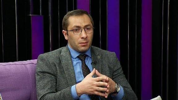 Məktəblərdə mobil telefon qadağası təhsilin keyfiyyətini artıracaqmı? – EKSPERTDƏN AÇIQLAMA Məktəblərdə mobil telefon qadağası təhsilin keyfiyyətini artıracaqmı? – EKSPERTDƏN AÇIQLAMA