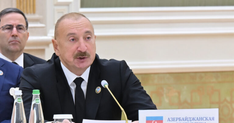 Prezident İlham Əliyev: Azərbaycanın Mərkəzi Asiya ölkələri ilə ticarət dövriyyəsi ötən il 50 faizdən çox artıb