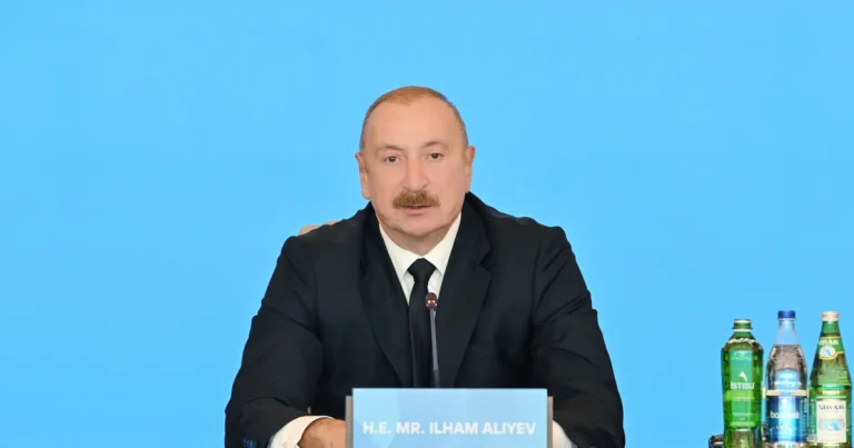 İlham Əliyev: “Azərbaycan tarixən və hər zaman çoxmədəniyyətli ölkə olub” İlham Əliyev: “Azərbaycan tarixən və hər zaman çoxmədəniyyətli ölkə olub”