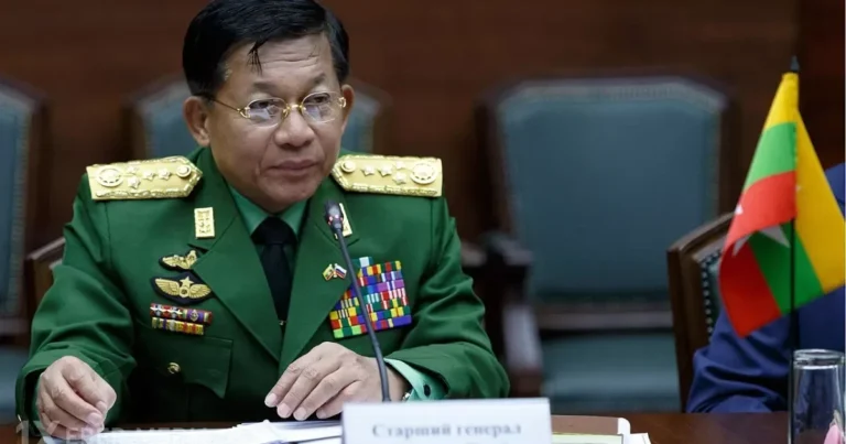 Myanma rəhbəri beynəlxalq təcriddən çıxmağa çalışır: Malayziya ilə yaxınlaşma müzakirə mövzusudur