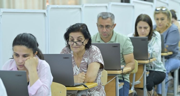 Müəllimlər üçün yeni imkan – Qarşılıqlı yerdəyişmə prosesi davam edir Müəllimlər üçün yeni imkan – Qarşılıqlı yerdəyişmə prosesi davam edir